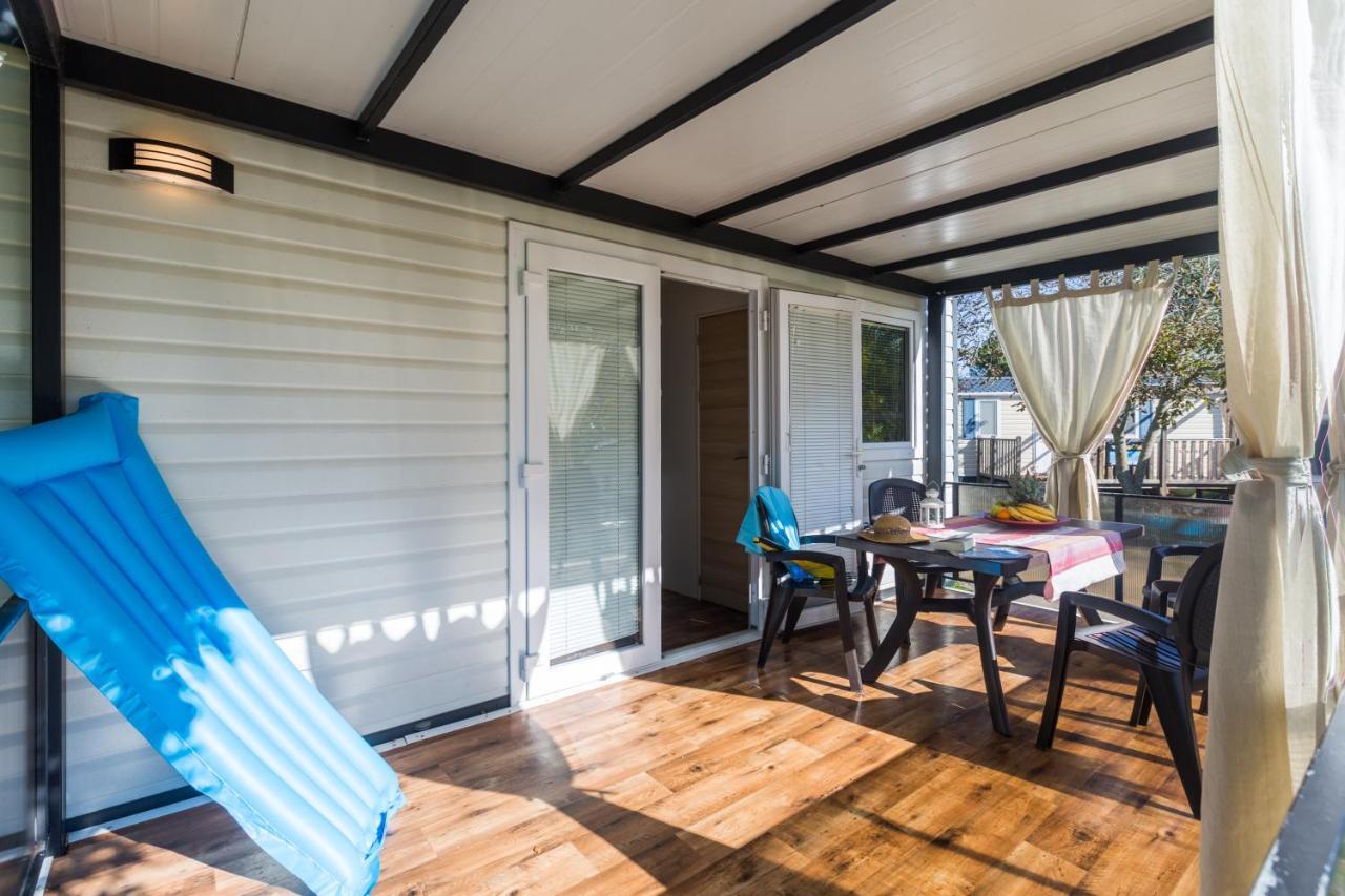 Camping Adria Mobile Home Park Умаг Екстер'єр фото